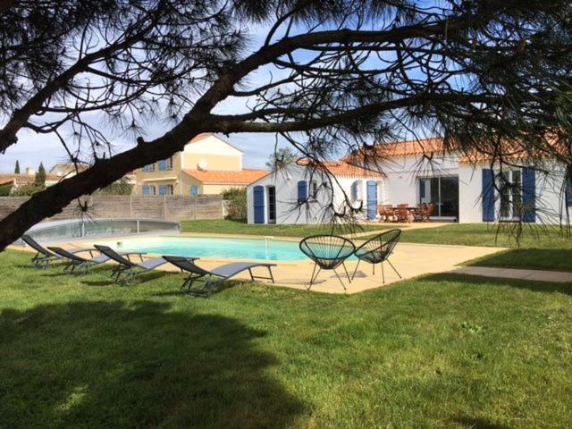 Gite Avec Piscine Privative LʼAiguillon-sur-Vie エクステリア 写真