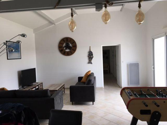 Gite Avec Piscine Privative LʼAiguillon-sur-Vie エクステリア 写真
